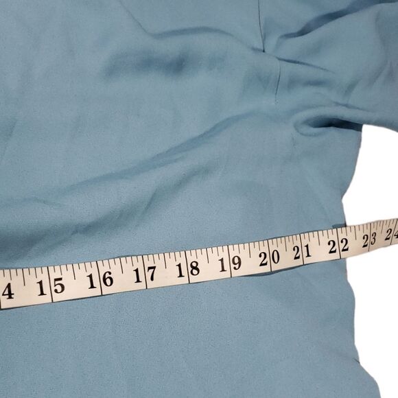 APT. 9 flutter sleeve blouse L - Picture 4 of 5